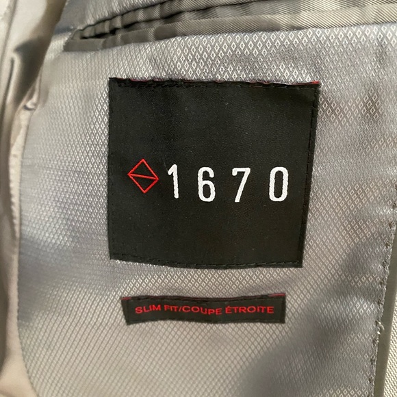 Light grey men’s suit jacket. size 38 regular. - Picture 3 of 6